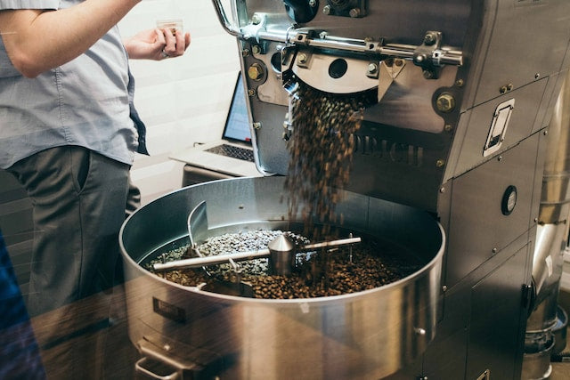 Secrets of Great Coffee: Why Your Beans Need a Little Time After Roasting